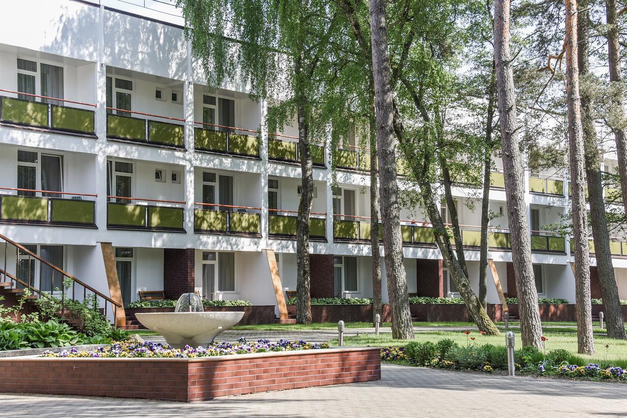 Zuvedra Hotel Palanga Exterior photo